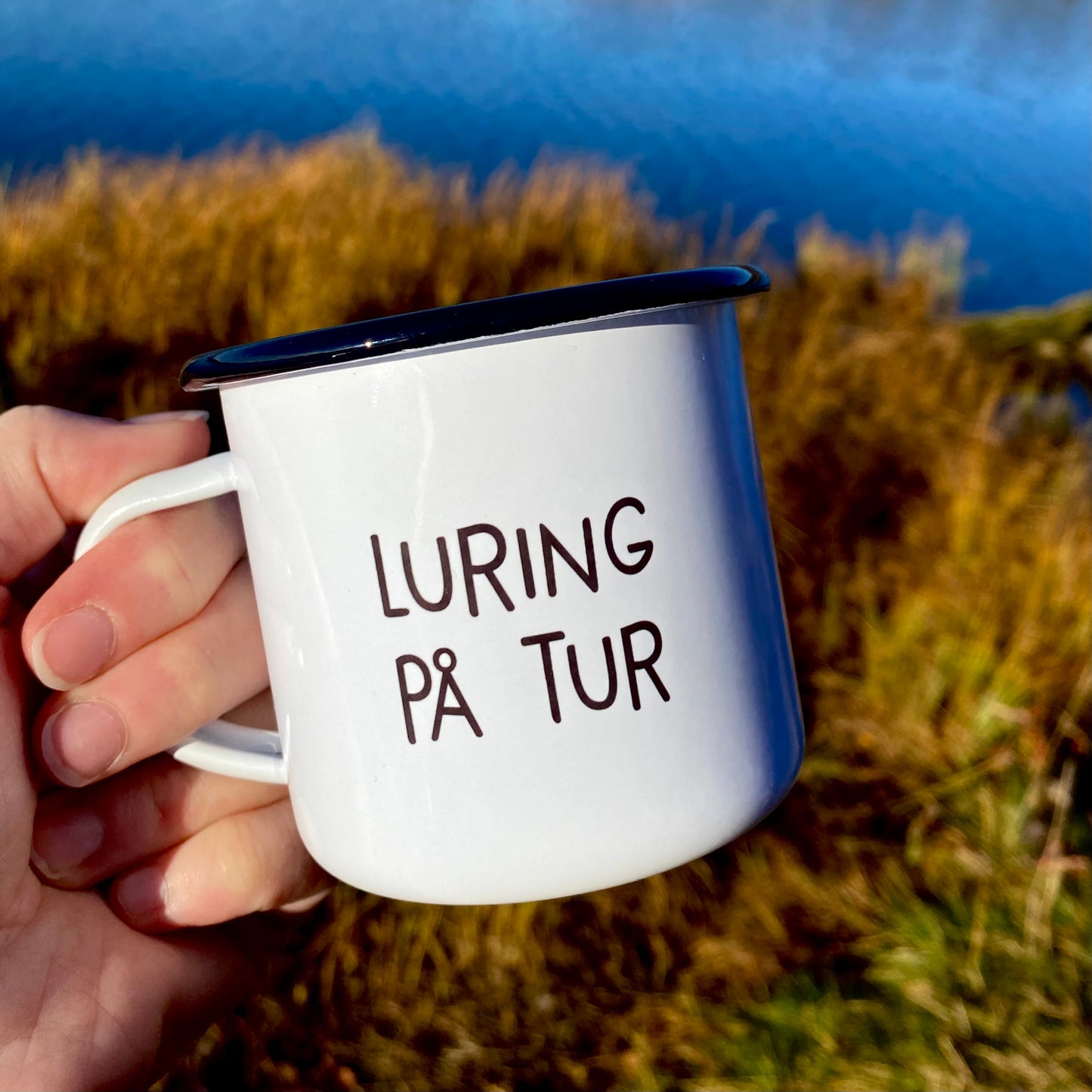 Emaljekopp Luring på tur