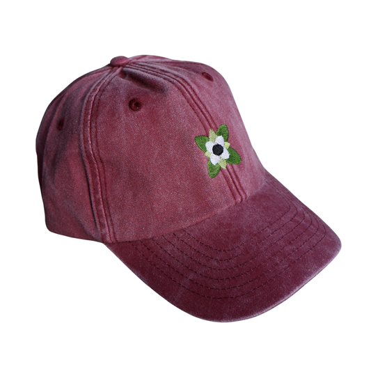 Vinrød vintage caps i bomull med broderi av hvite kaffeblomster fra Holloi