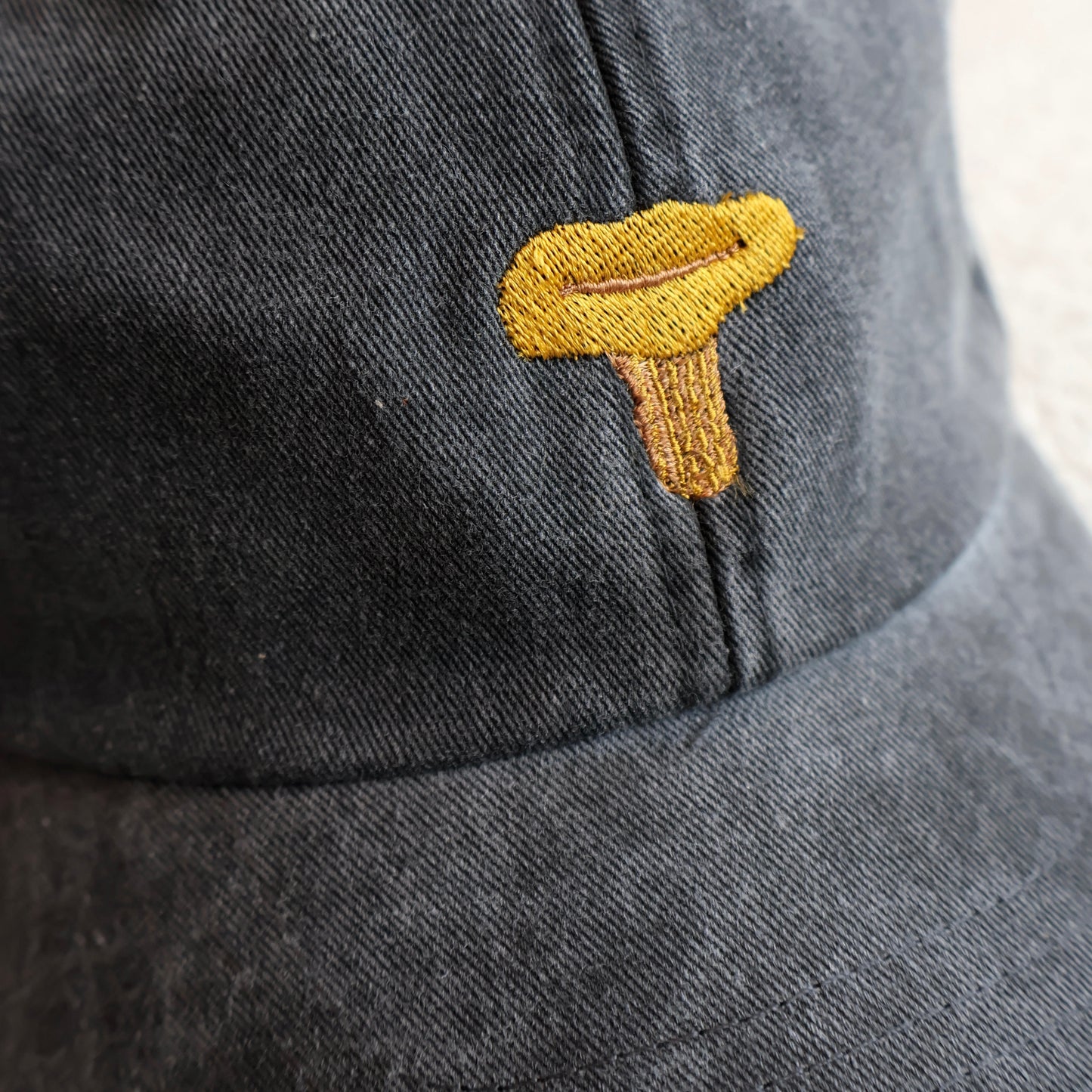 Caps Kantarell sort